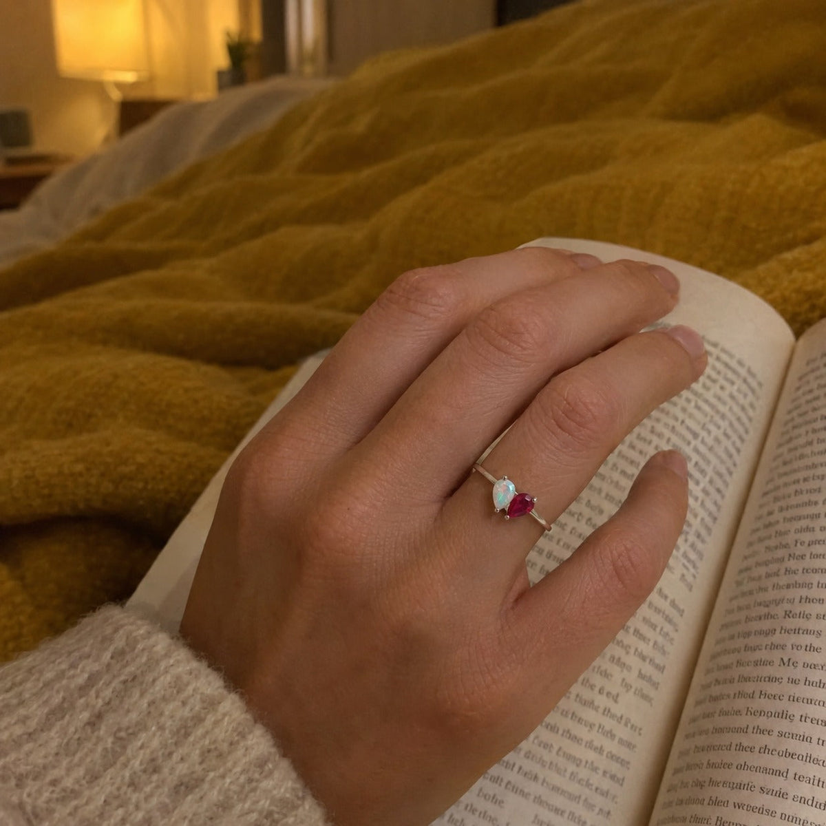 Bague deux pierres argent portée